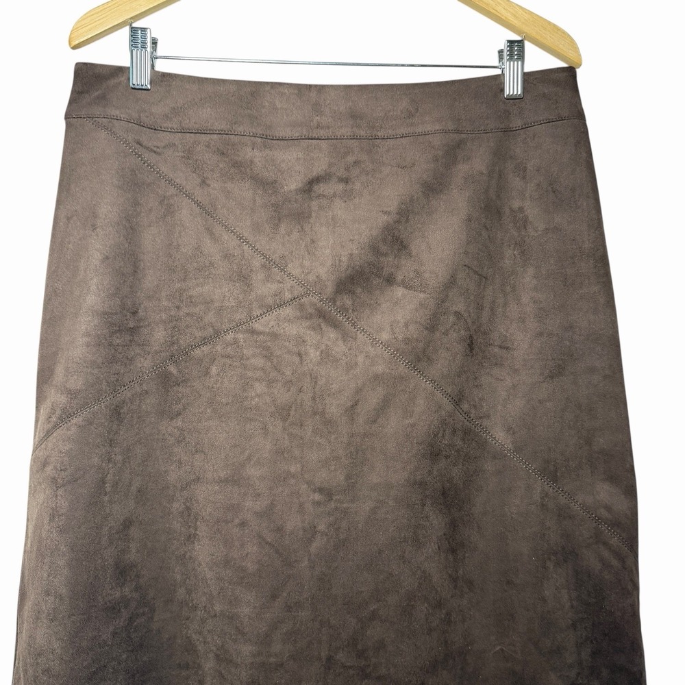 Chico's Faux Suede Midi Skirt Womens 2 Chocolate Brown Back Zip Lined Minimalist - Picture 4 of 12
